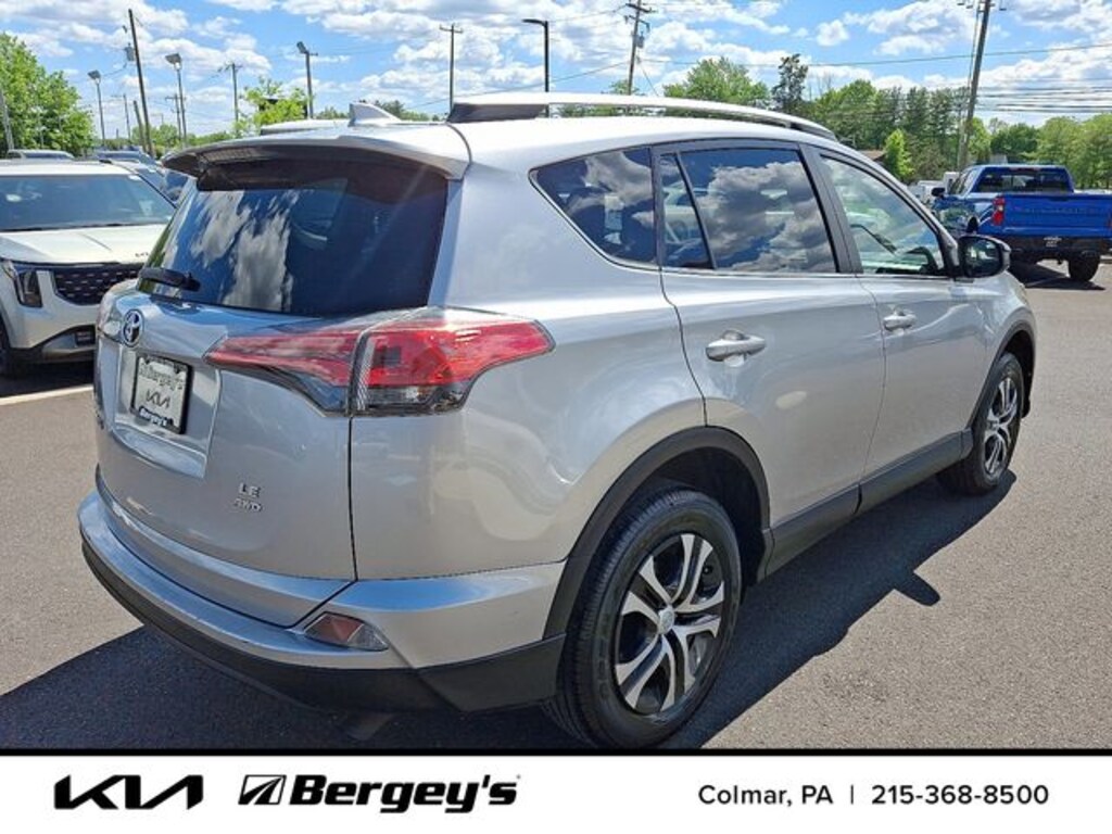 Used 2016 Toyota RAV4 LE SUV