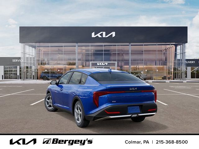 2025 Kia K4 LXS photo 2