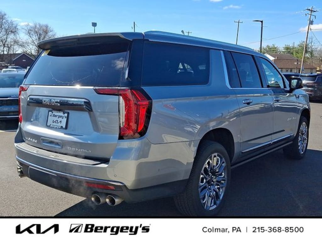 Used 2024 GMC Yukon XL Denali Ultimate SUV