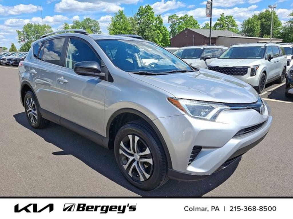 Used 2016 Toyota RAV4 LE SUV