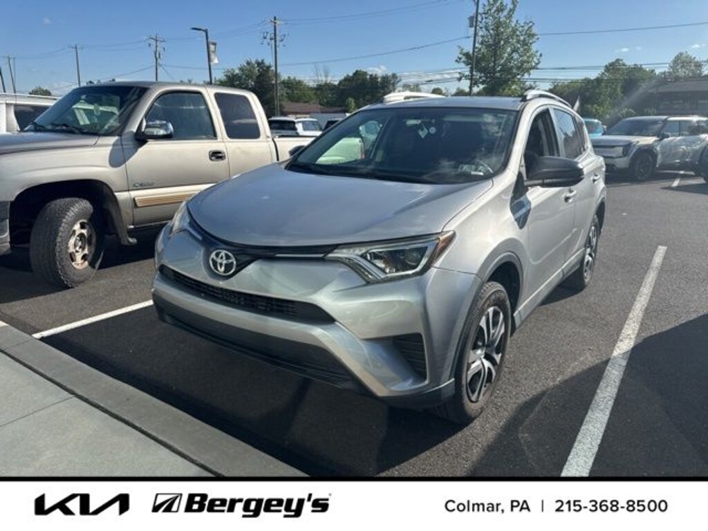 Used 2016 Toyota RAV4 LE SUV