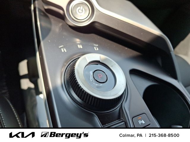 2025 Kia EV6 Wind - Photo 12