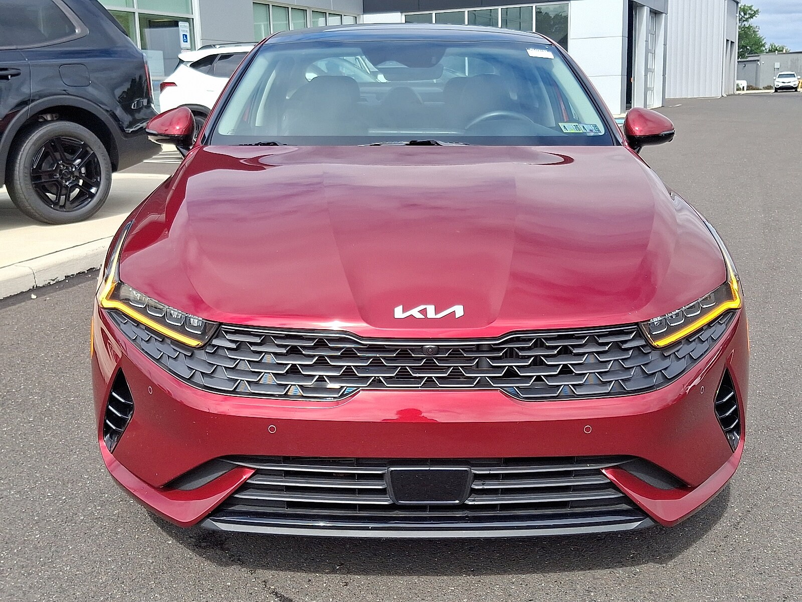 2022 Kia K5 EX photo 2