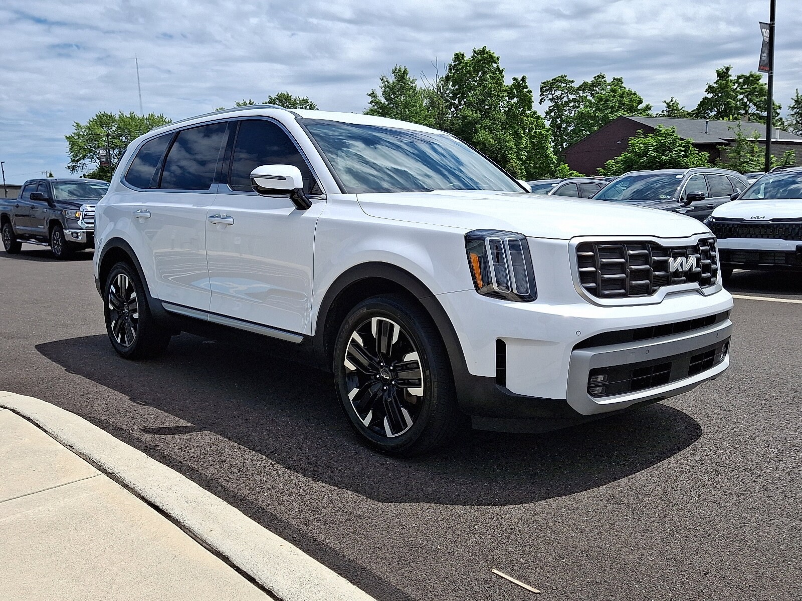 2023 Kia Telluride SX Prestige photo 3