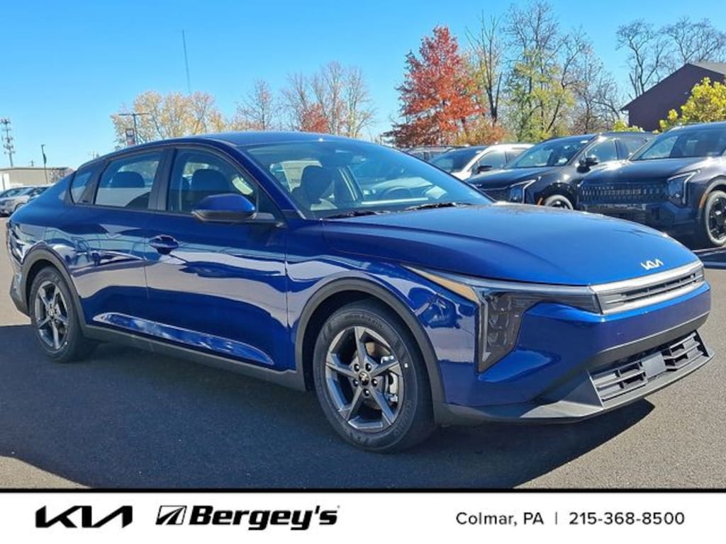 New 2025 Kia K4 LXS Sedan