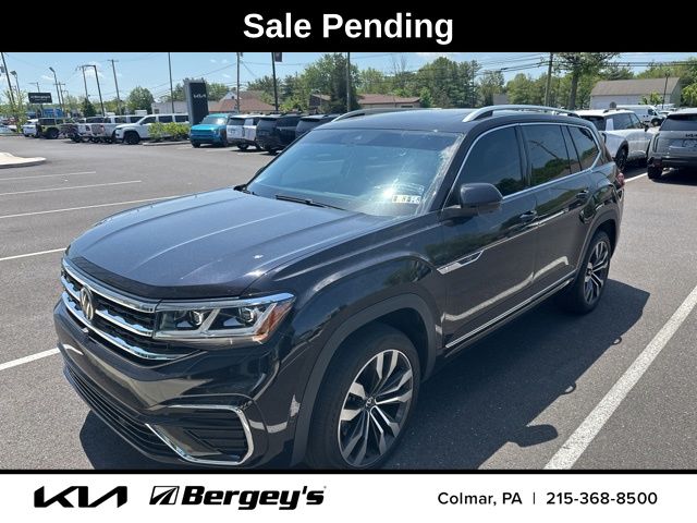 2023 Volkswagen Atlas 3.6L SEL Premium R-Line 4MOTION's photo