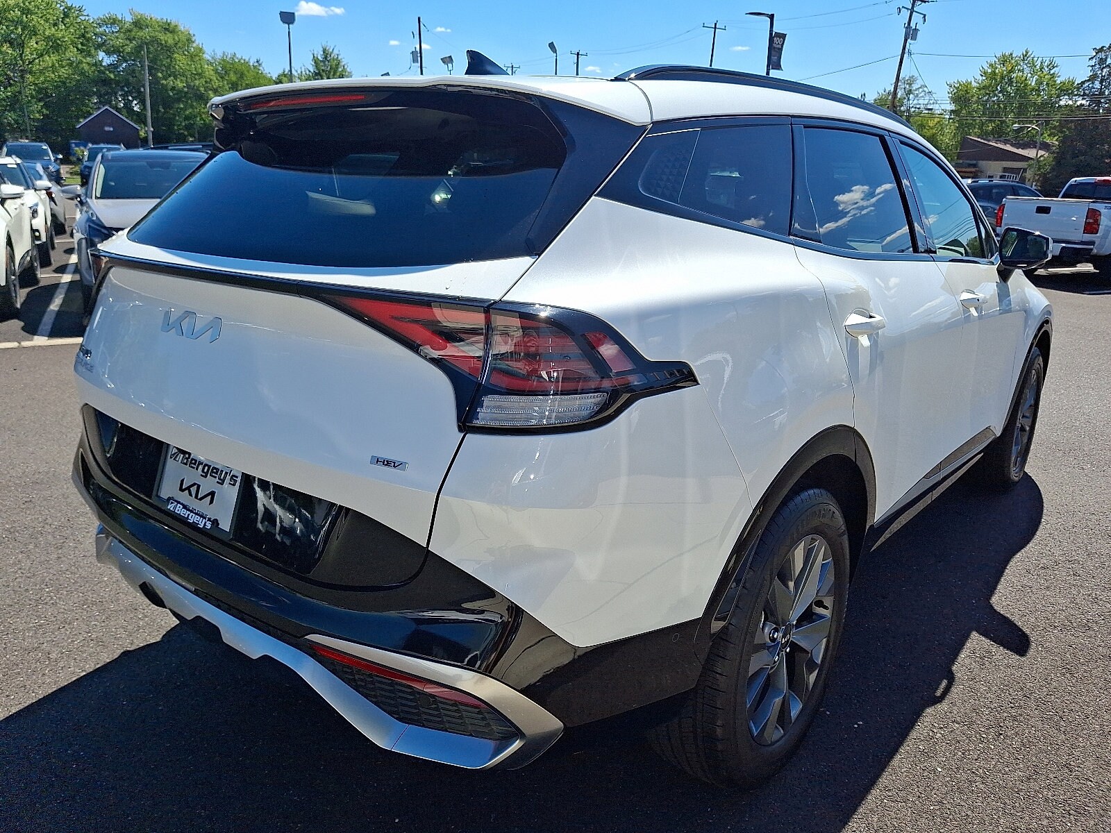 2025 Kia Sportage Hybrid photo 4