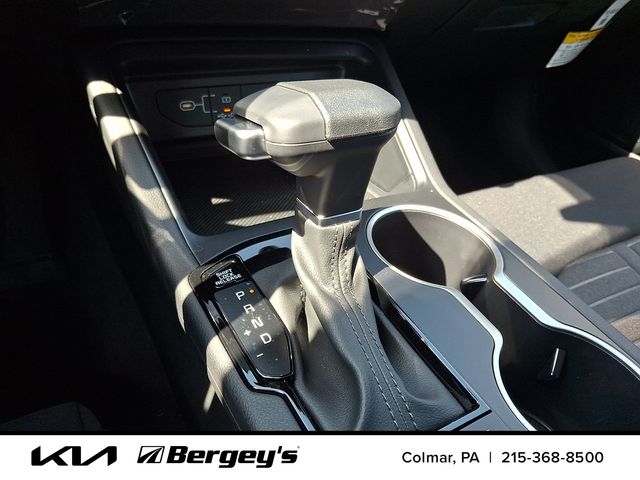 2026 Kia K5 LXS - Photo 12