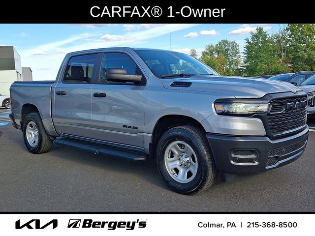 2025 Ram 1500 Tradesman photo 3