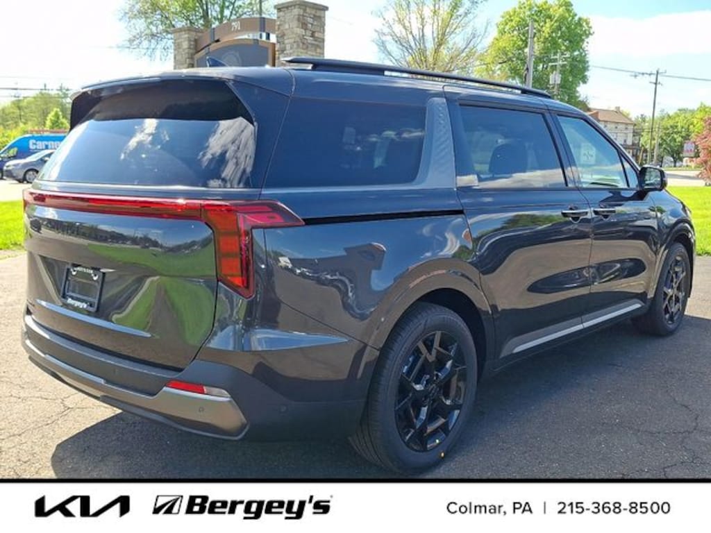 New 2026 Kia Carnival SX Van Passenger Van