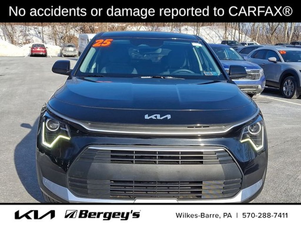 Certified 2025 Kia Niro LX SUV