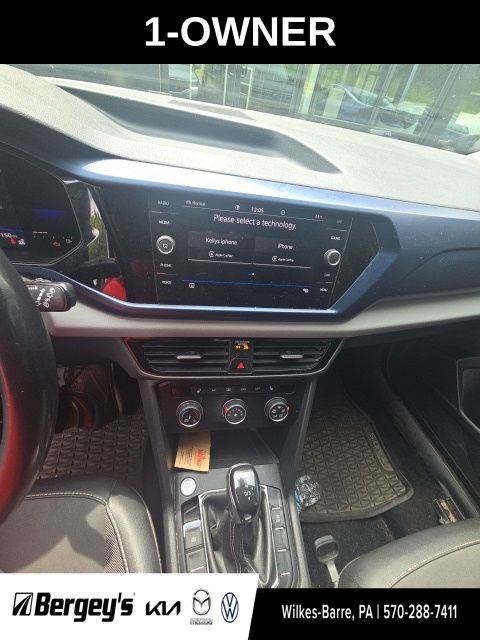 2022 Volkswagen Taos 1.5T SE 4Motion's photo