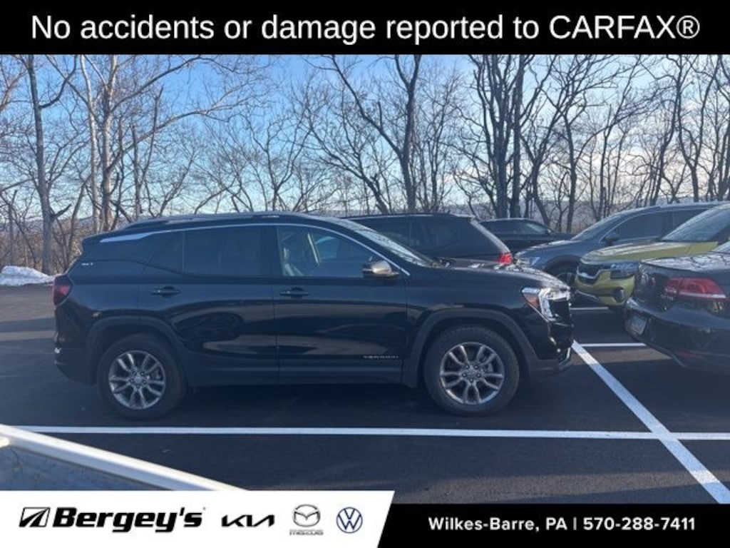 Used 2024 GMC Terrain SLT SUV