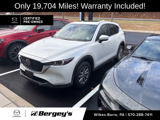 2023 Mazda CX-5 S Preferred package's photo