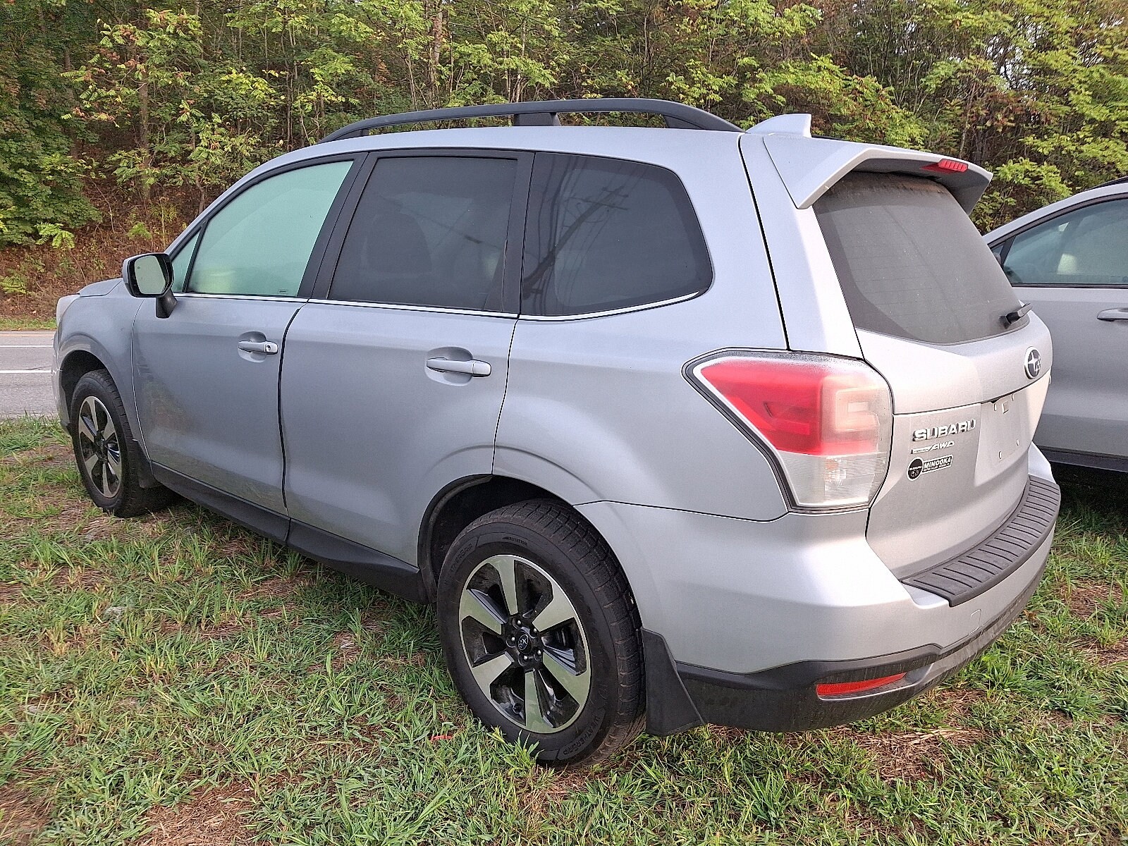 2017 Subaru Forester 2.5i Limited photo 4