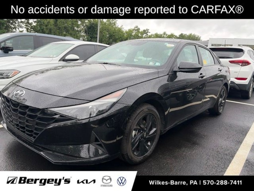 Used 2023 Hyundai Elantra Hybrid Blue Sedan