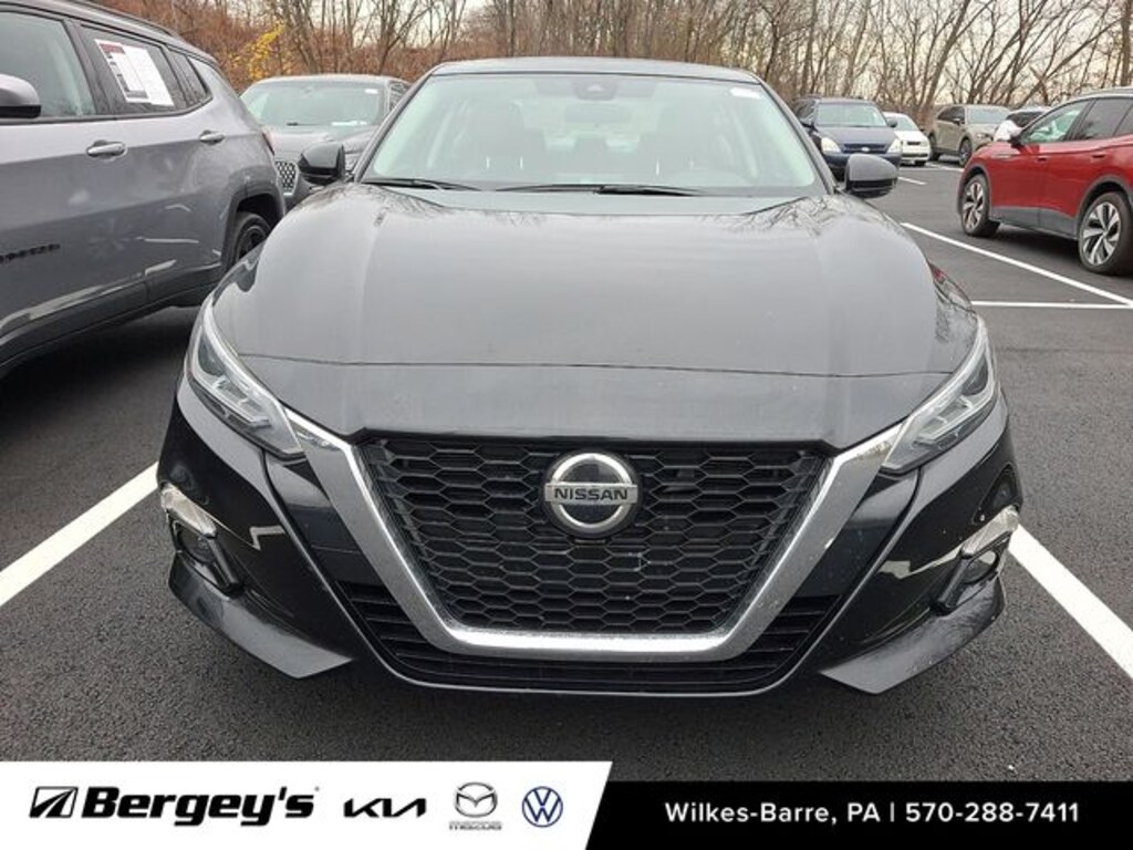 Used 2022 Nissan Altima 2.5 SL Sedan