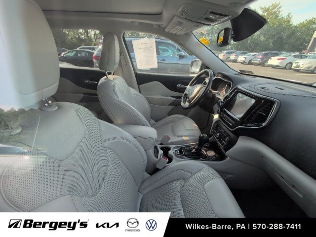 Used 2019 Jeep Cherokee Limited SUV