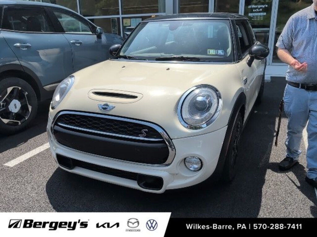 Used 2015 MINI Cooper S Base Hatchback