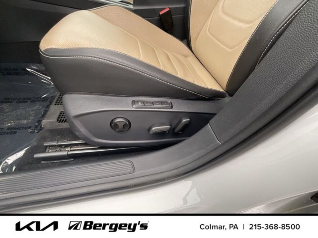 Used 2021 Volkswagen Jetta SEL Premium Sedan