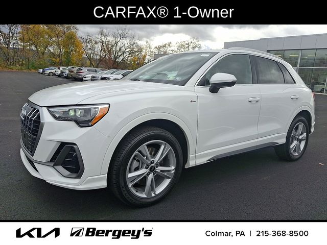 2022 Audi Q3 45 TFSI S line Premium photo 3