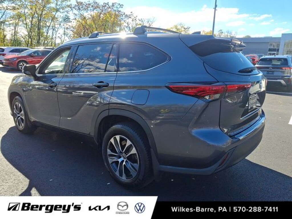 Used 2020 Toyota Highlander XLE SUV