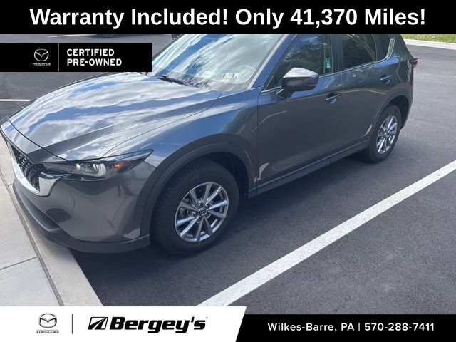 2023 Mazda CX-5 S Preferred package Auto AWD's photo