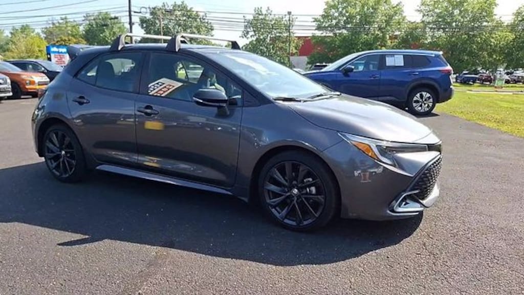 Used 2025 Toyota Corolla Hatchback XSE Hatchback