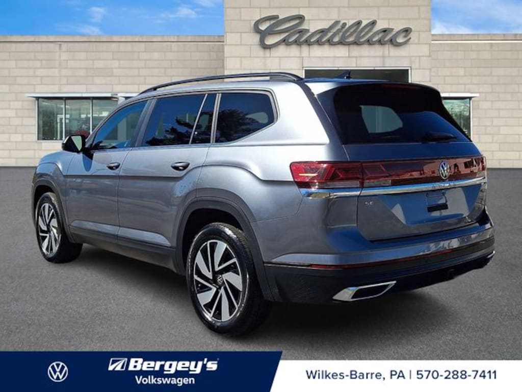 Certified 2025 Volkswagen Atlas 2.0T SE w/Technology SUV