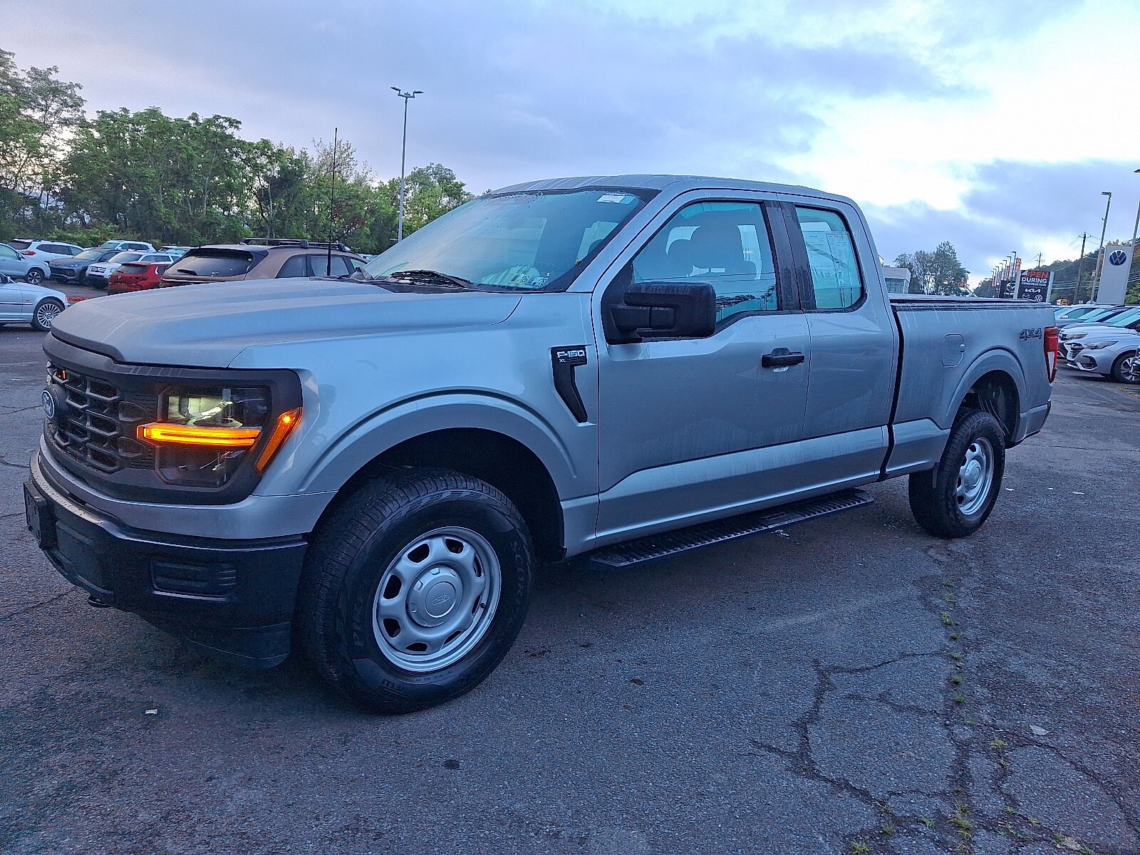 2024 Ford F-150 XL photo 2