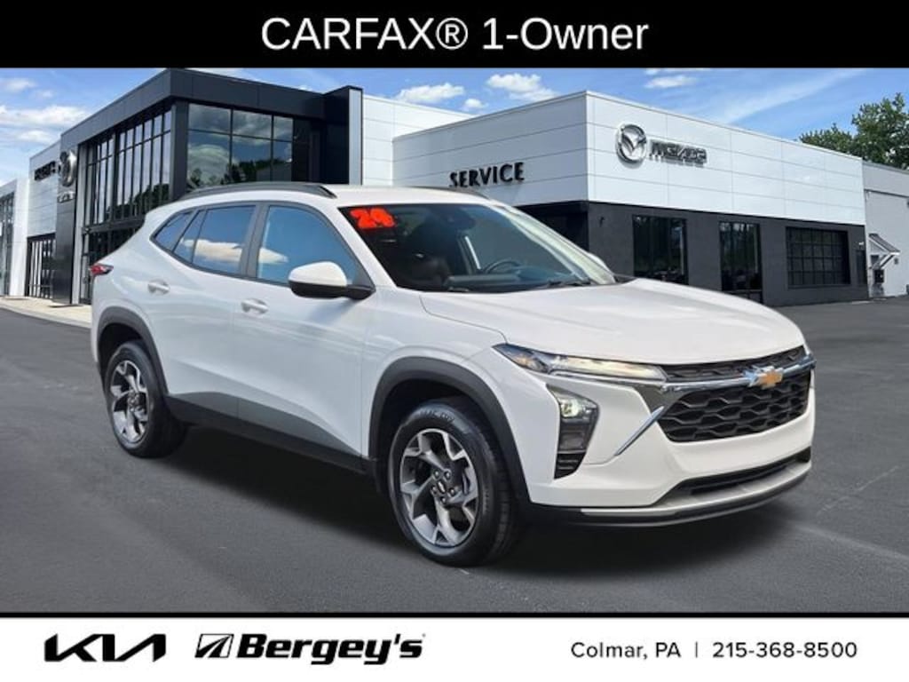 Used 2024 Chevrolet Trax LT SUV