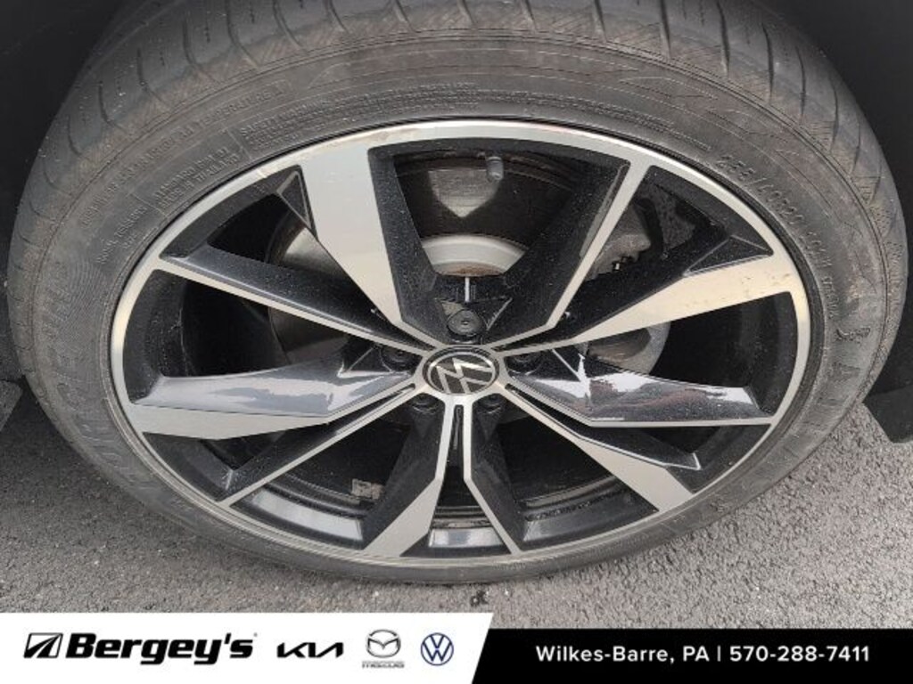 Used 2022 Volkswagen Tiguan 2.0T SEL R-Line SUV
