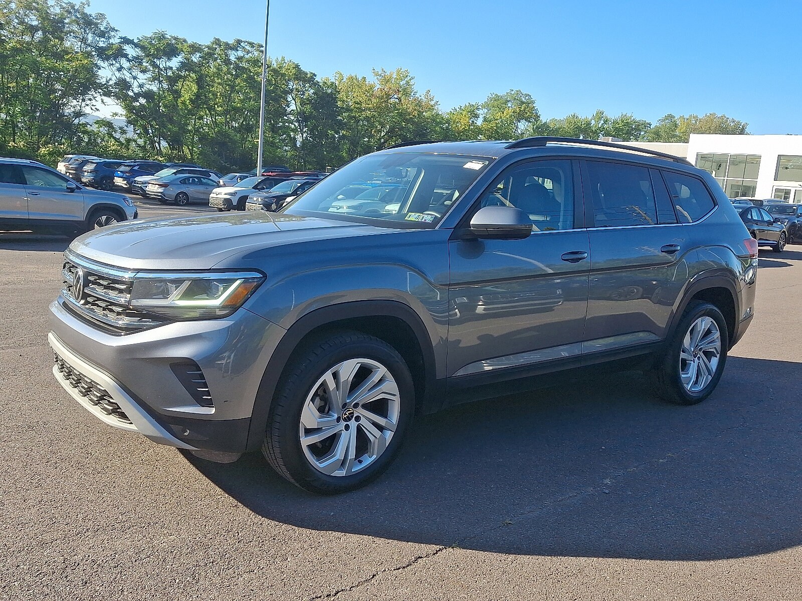 2021 Volkswagen Atlas V6 SE Technology photo 3