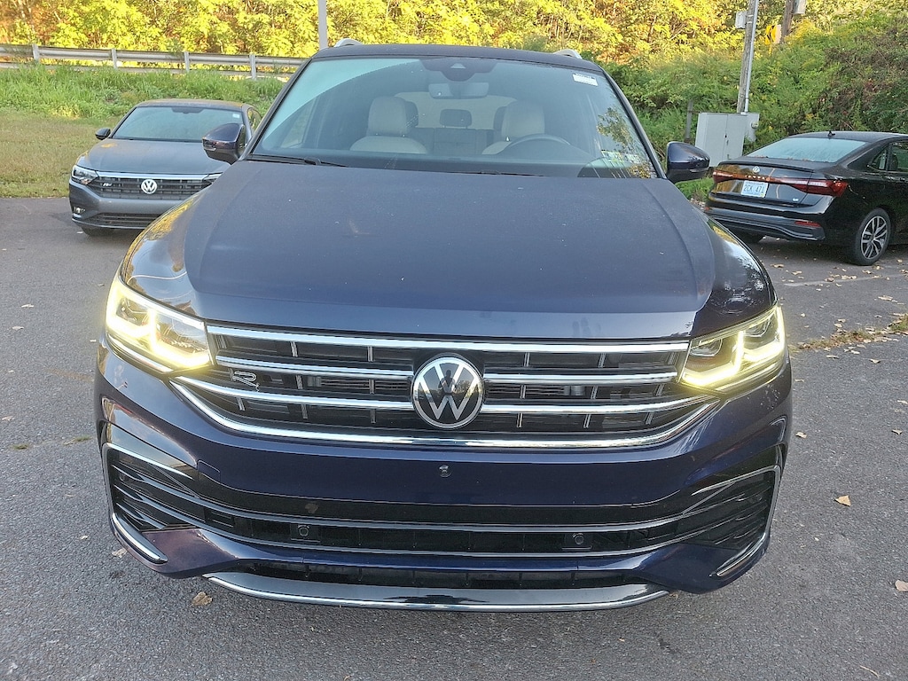 Certified 2022 Volkswagen Tiguan SEL R-Line 2.0T SEL R-Line 4MOTION
