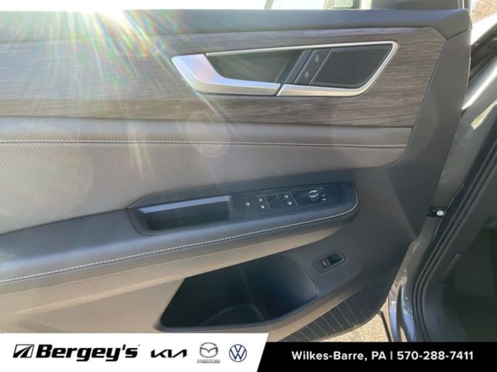 Certified 2024 Volkswagen Atlas 2.0T SEL SUV