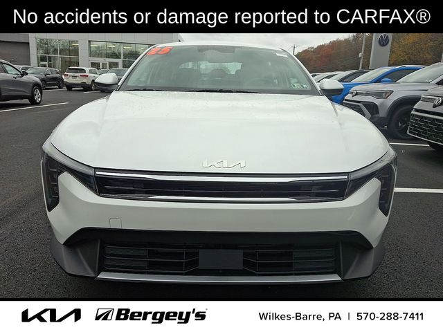 2025 Kia K4 EX photo 2