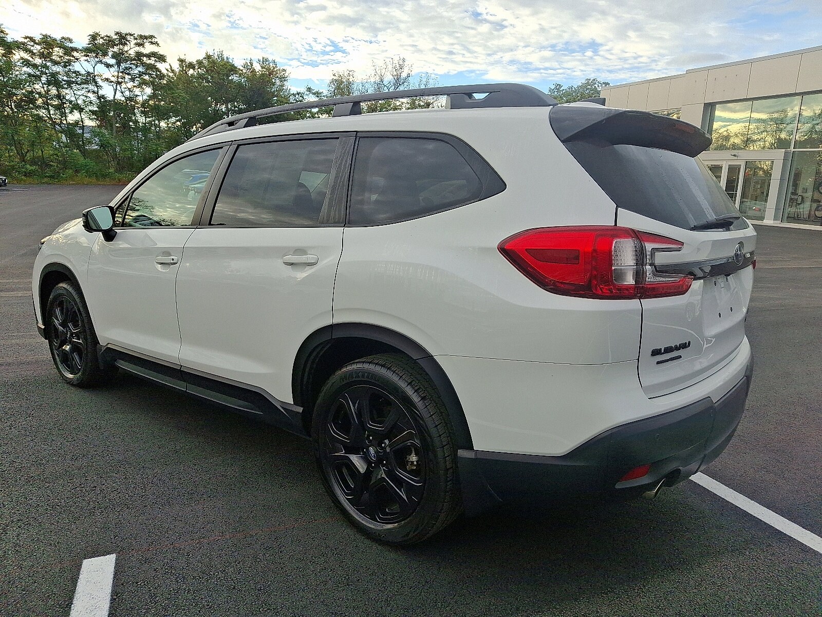 2023 Subaru Ascent Onyx Edition Limited photo 2