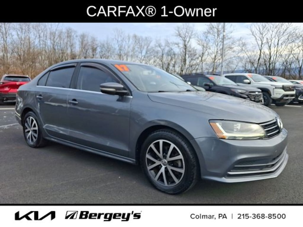 Used 2017 Volkswagen Jetta 1.4T SE Sedan