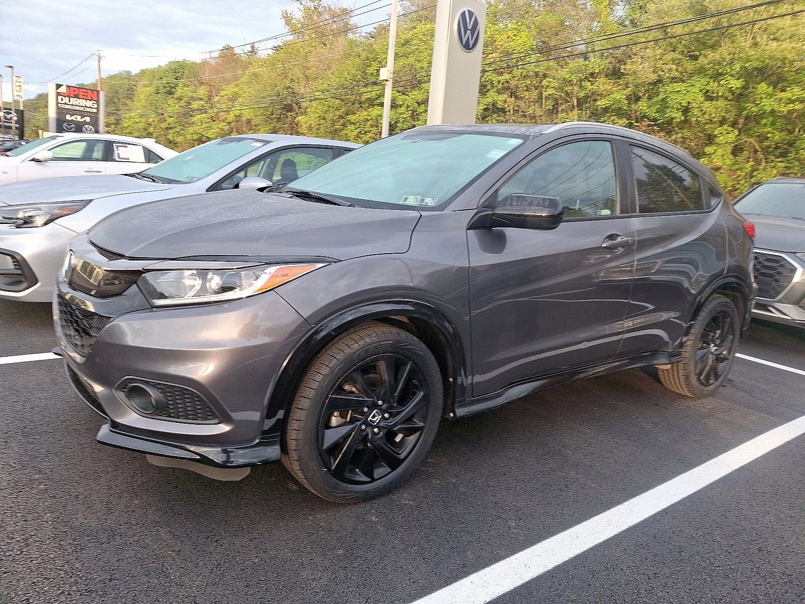 2021 Honda HR-V Sport photo 2