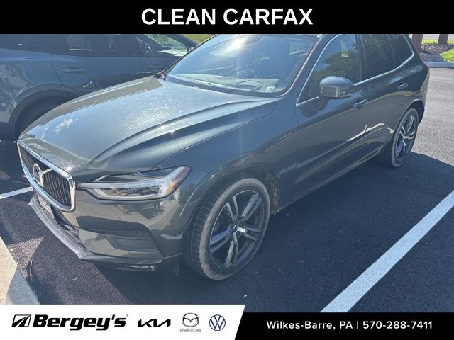 2018 Volvo XC60 T5 Momentum AWD's photo