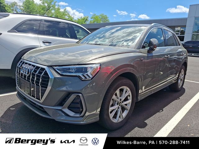 2022 Audi Q3 45 TFSI S Line Premium Plus quattro's photo