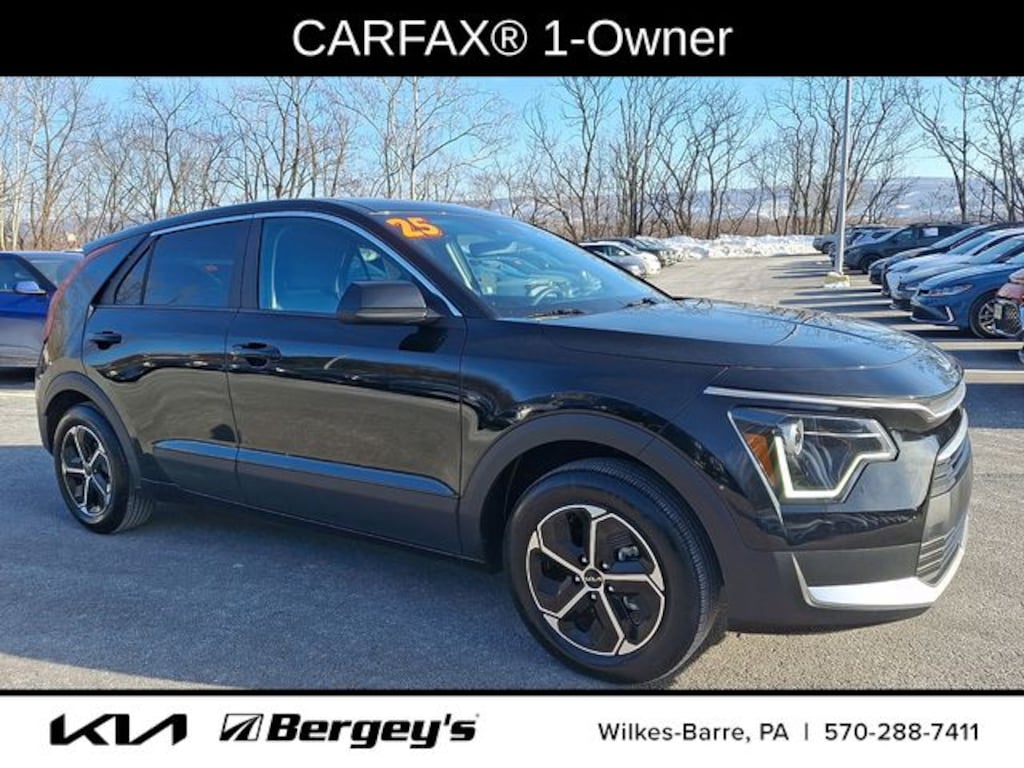 Certified 2025 Kia Niro LX SUV