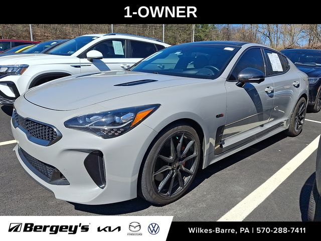 2023 Kia Stinger GT2's photo