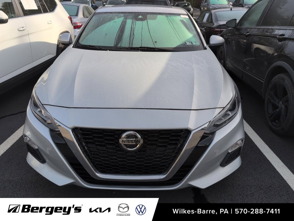 Used 2021 Nissan Altima SV with VIN 1N4BL4DW1MN312459 for sale in Colmar, PA