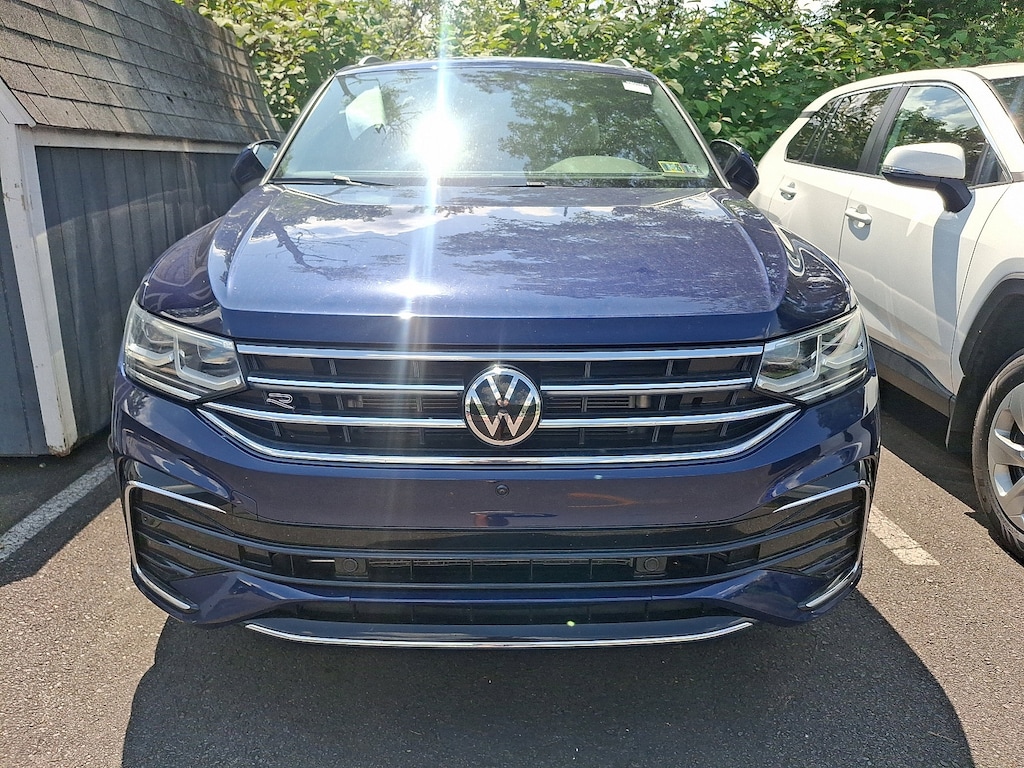 Certified 2022 Volkswagen Tiguan SEL R-Line 2.0T SEL R-Line 4MOTION