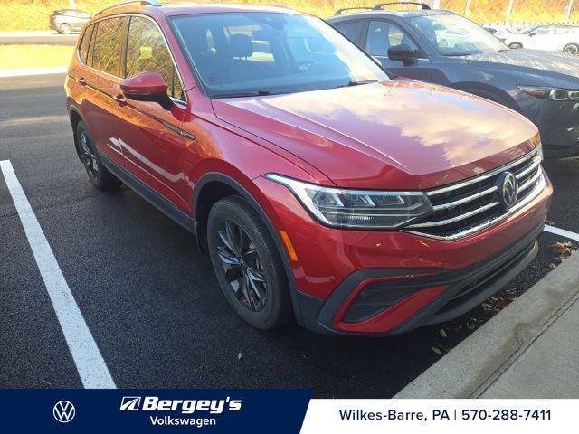 2022 Volkswagen Tiguan SE photo 2