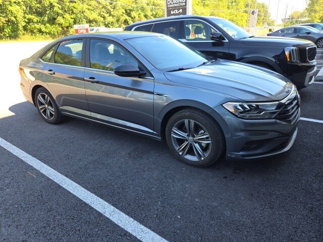 2021 Volkswagen Jetta 1.4T R-Line photo 2