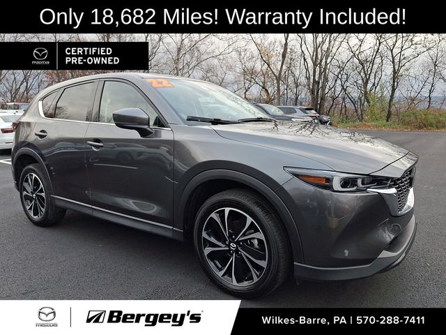 2022 Mazda CX-5 S Premium package
