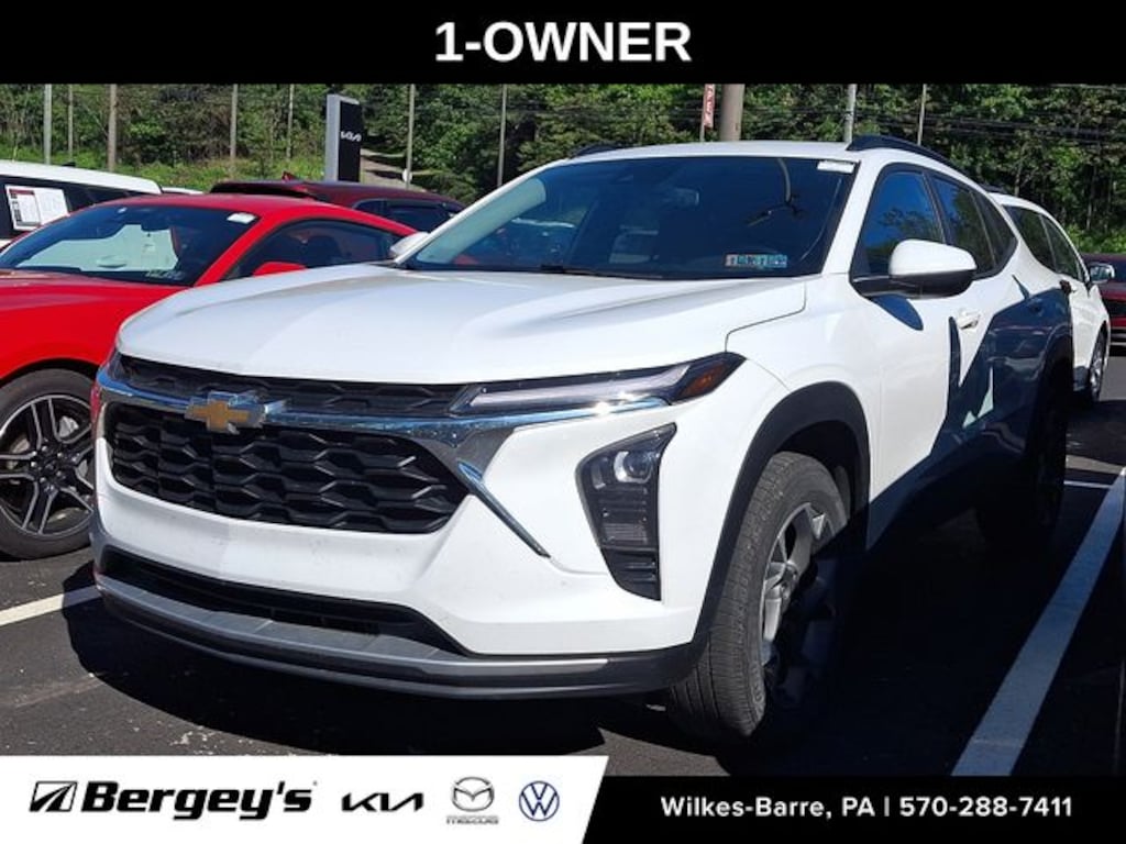 Used 2024 Chevrolet Trax LT SUV