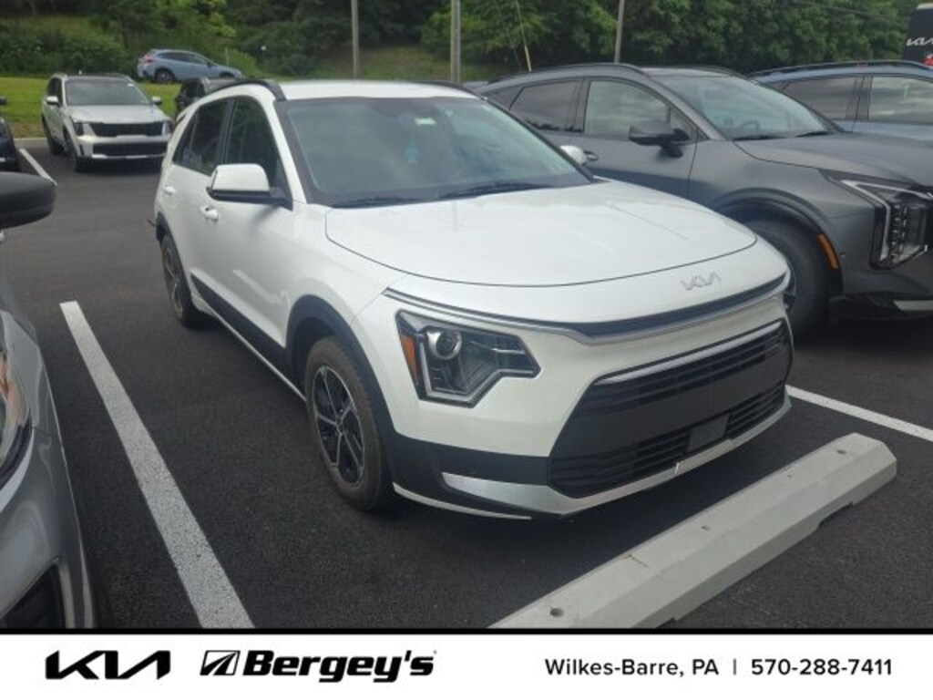 Certified 2023 Kia Niro EX SUV